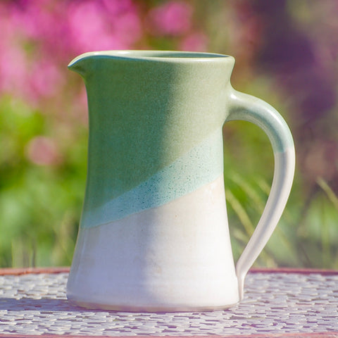 EM Keramik Krug in grün