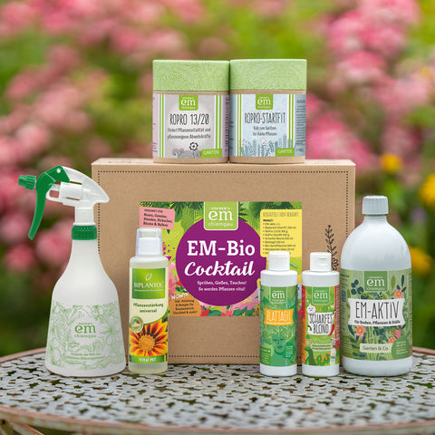 EM Bio Cocktail Set stärkt Pflanzen gegen Schädlinge und Krankheiten