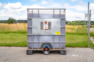 1000 L im IBC Container