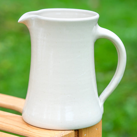 EM-Keramik Steinzeug Krug 1,5 L crema