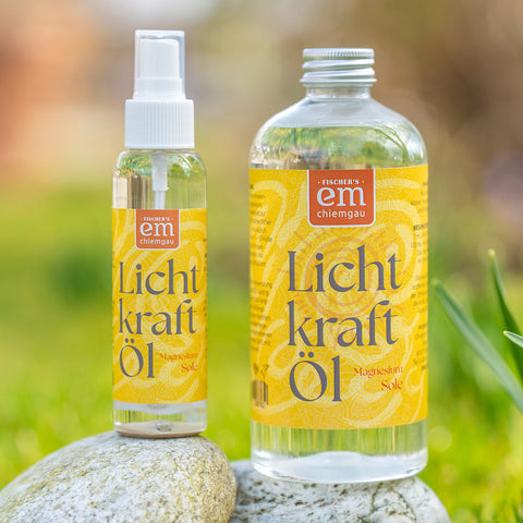 Lichtkraftöl Magnesium Sole Wohlbefinden in der 100 ml Sprühflasche und 500ml Nachfüllflasche