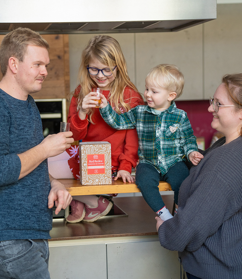 Familie Fischer trinkt red redox