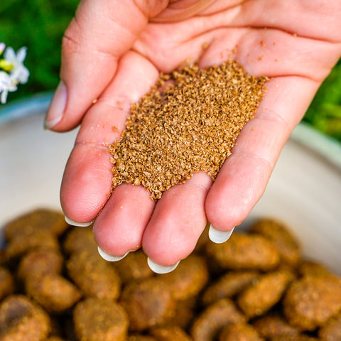 Futterbokashi fermentiert aus Weizenkleie für eine gesunde Verdauung bei Haustieren