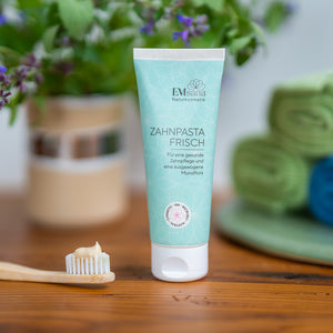 EMsana Zahnpasta frisch