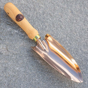 Kupferschaufel Musca